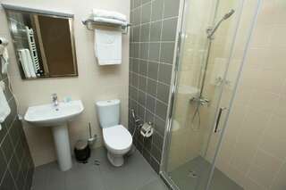 Отель History Hotel Tbilisi Тбилиси Двухместный номер с 1 кроватью и террасой-5