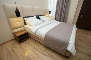 Отель History Hotel Tbilisi Тбилиси Двухместный номер с 1 кроватью и террасой-10